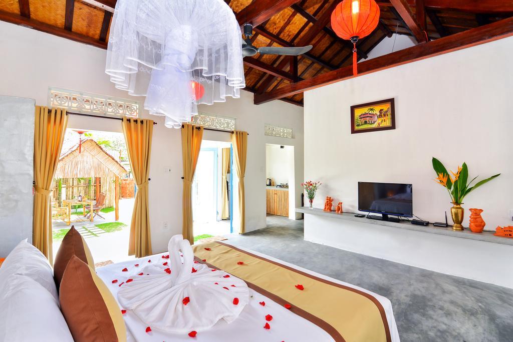 Local Beach Homestay Hoi An Exterior foto
