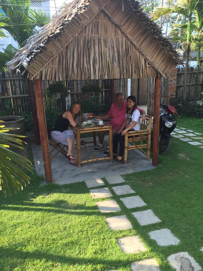 Local Beach Homestay Hoi An Exterior foto